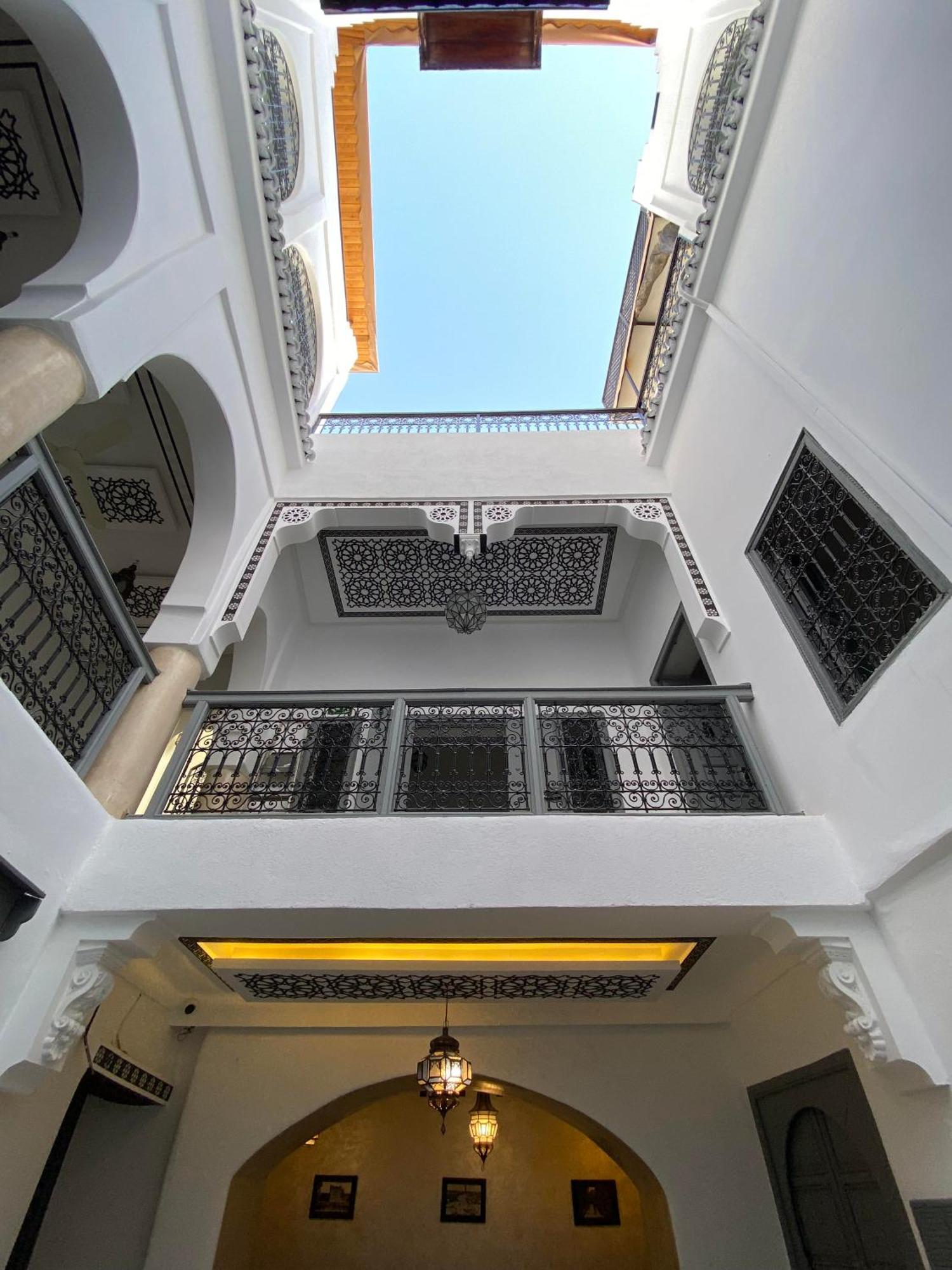 Dar Omi Zahra Riad