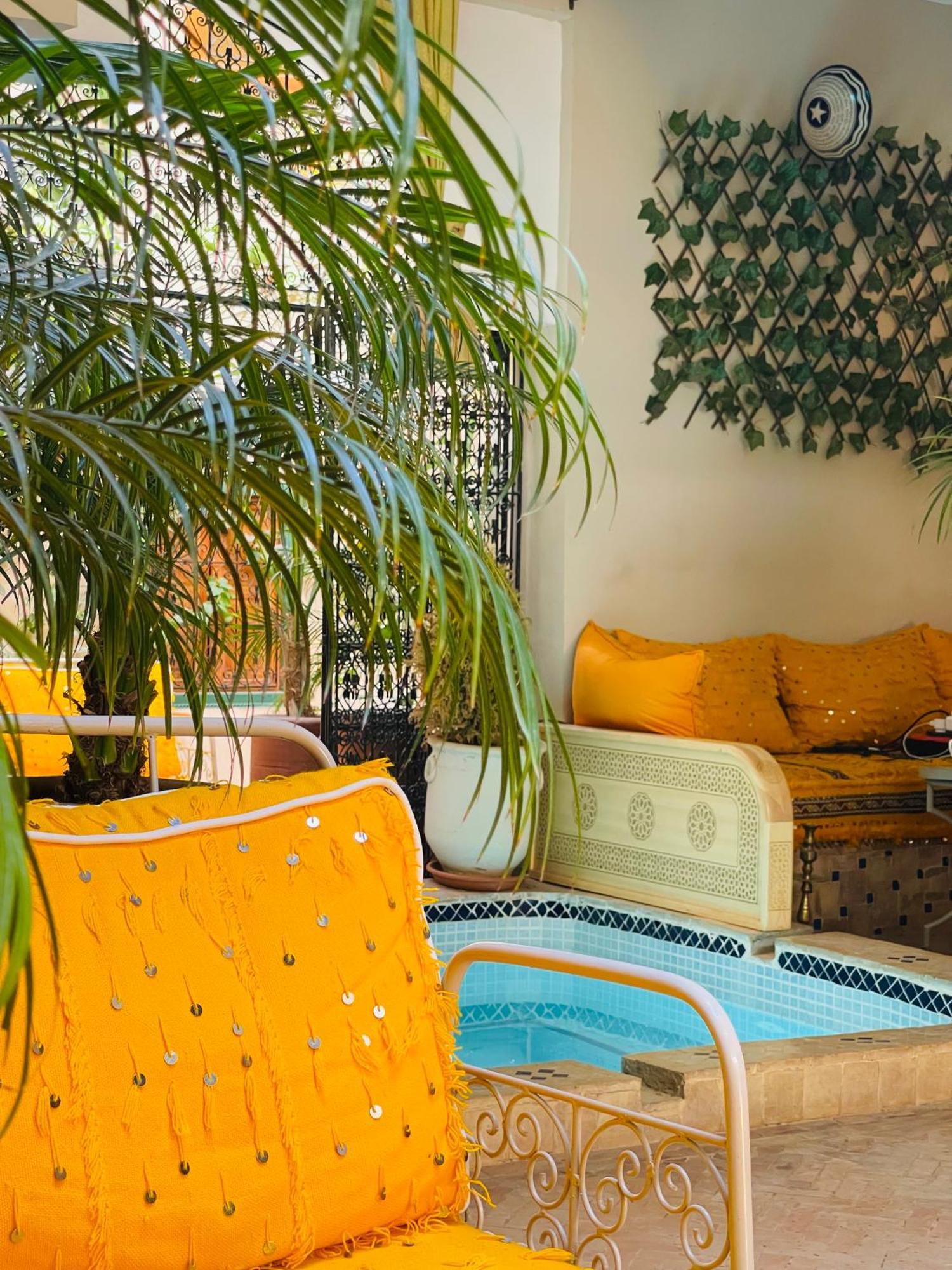 Riad La Calèche 3*