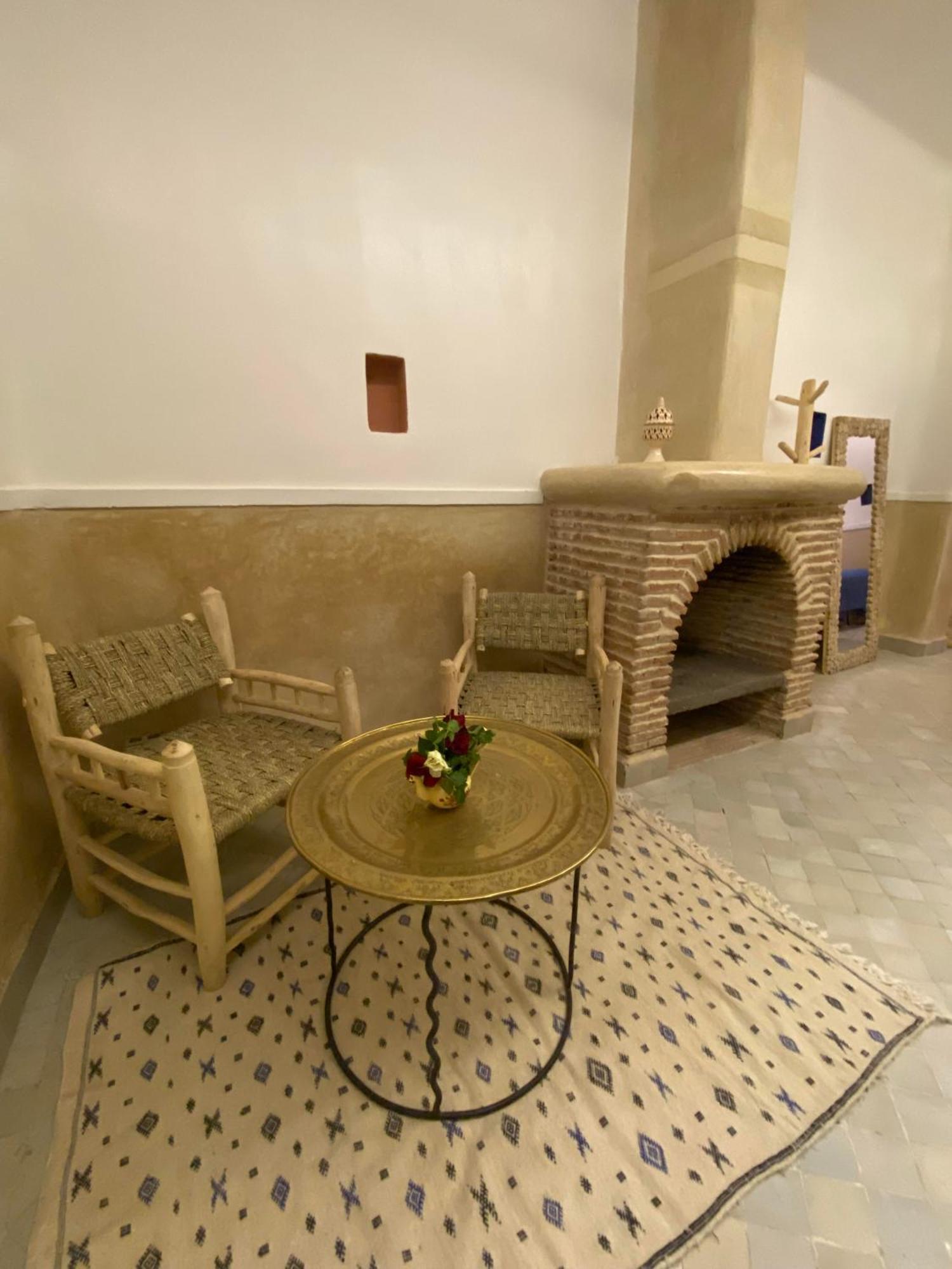 Dar Omi Zahra Riad