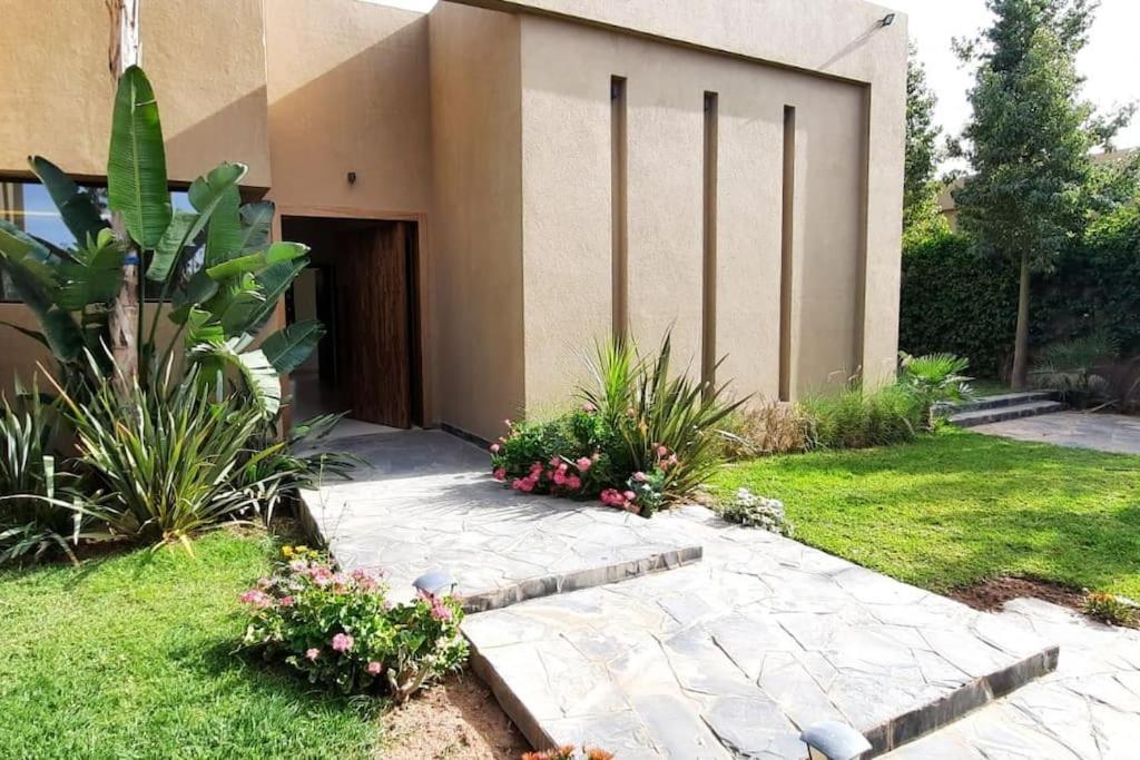 1 Palmeria * Marrakesh