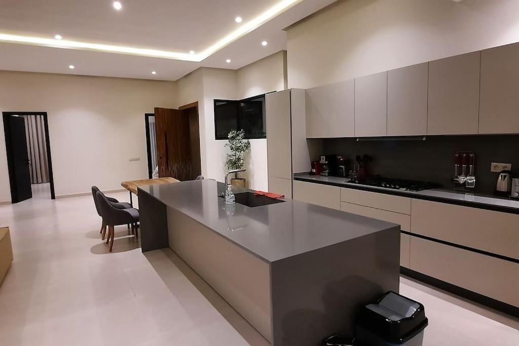 Villa 1 Palmeria *