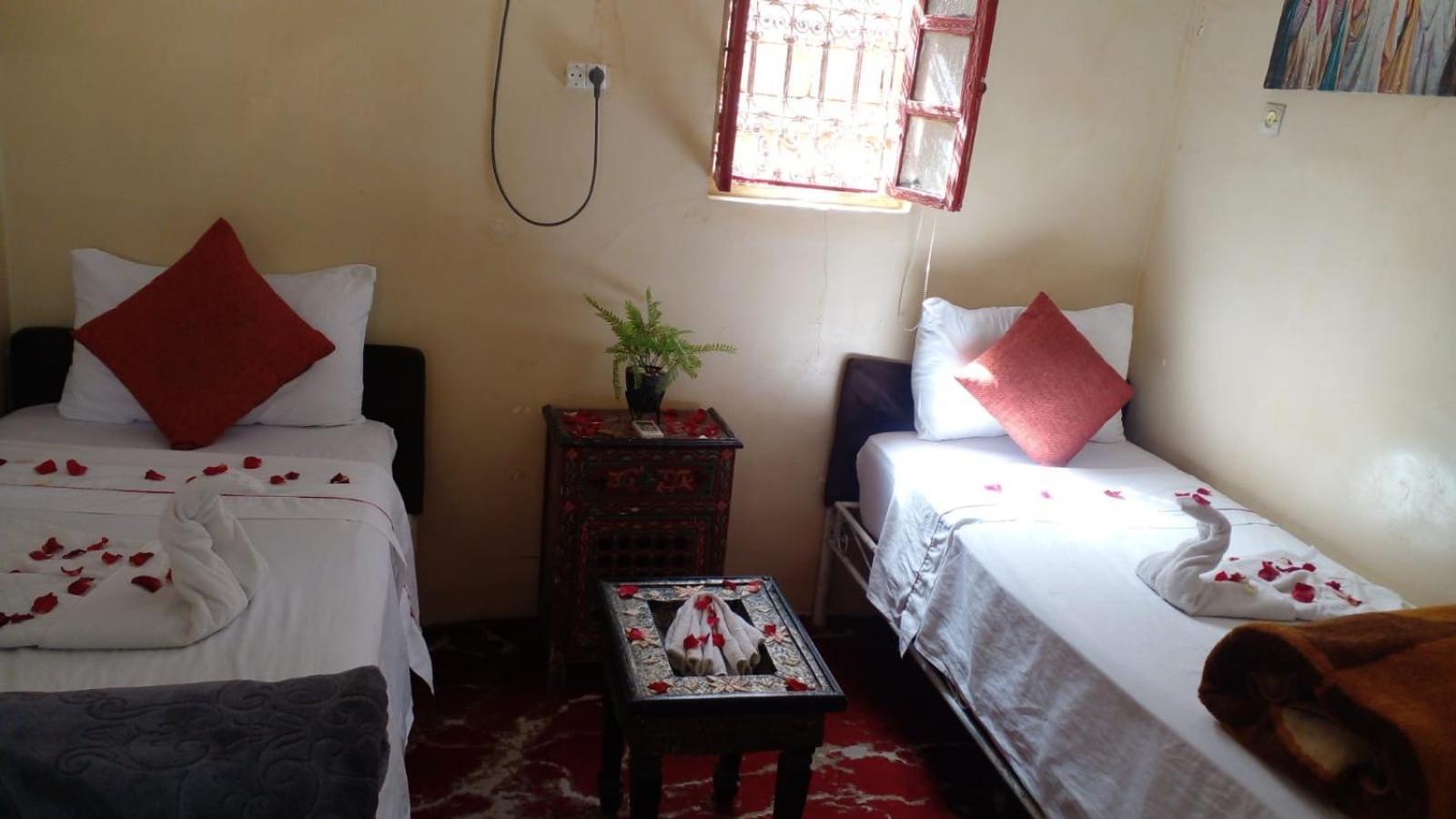 Hostel Dia