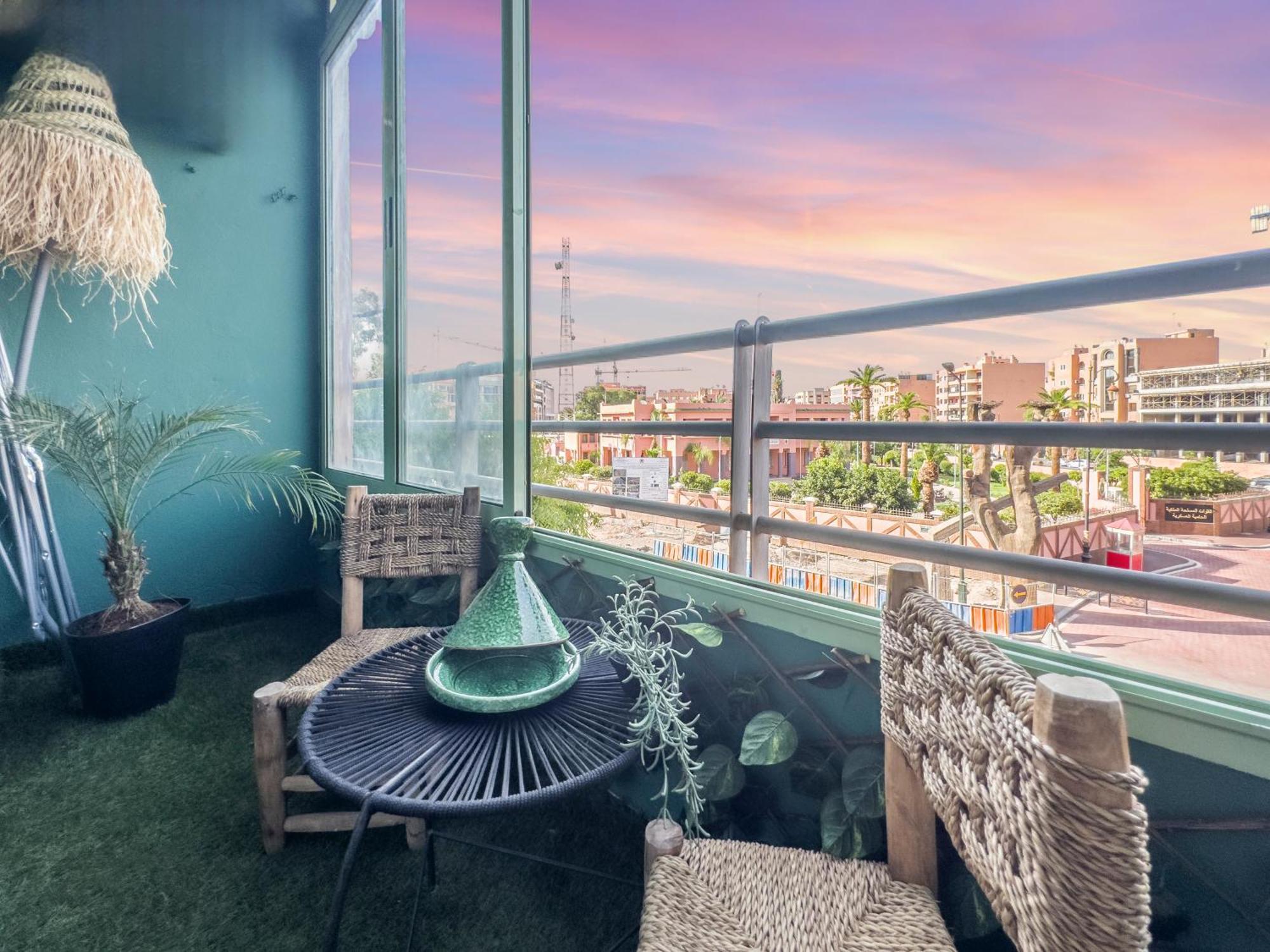 Gueliz Hypercentre 2br Appartament - Couples And Friends Appartement *