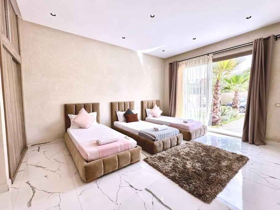 Iris ,moderne & Elegant Avec Piscine &jardin Villa Marrakesh