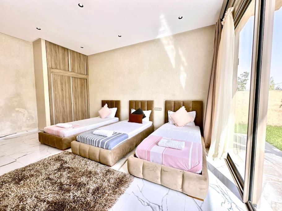 Villa Iris ,moderne & Elegant Avec Piscine &jardin Marrakesh