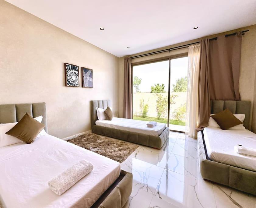 Villa Iris ,moderne & Elegant Avec Piscine &jardin *