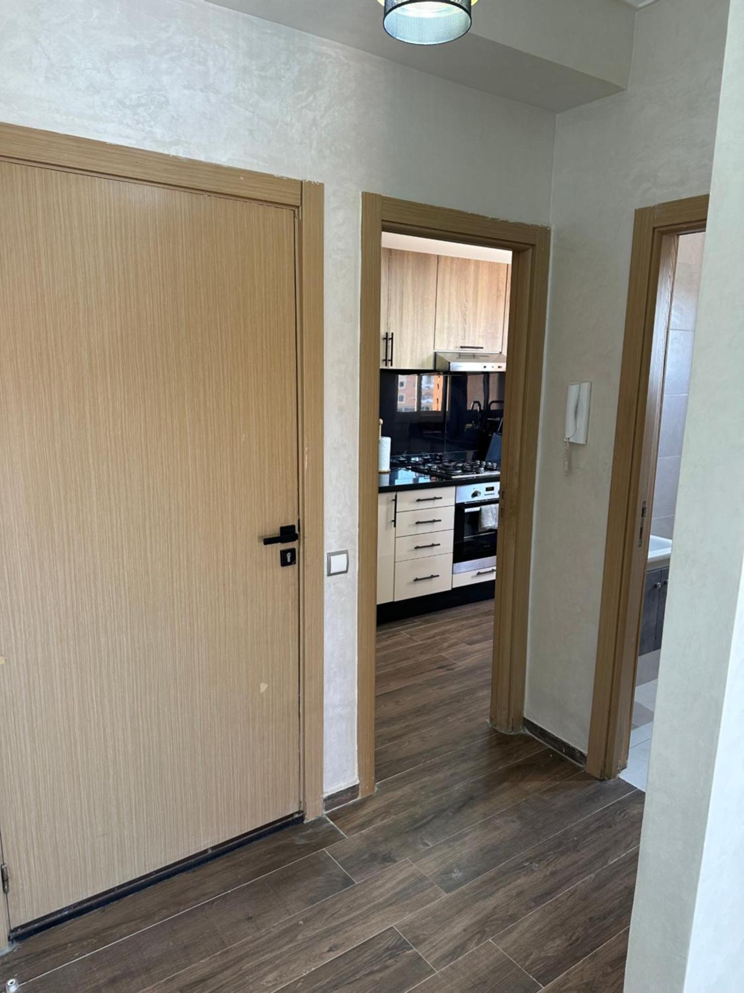 Appartement Gorgeous Newly Renovated Apt- Near Restaurant And Shopping Center