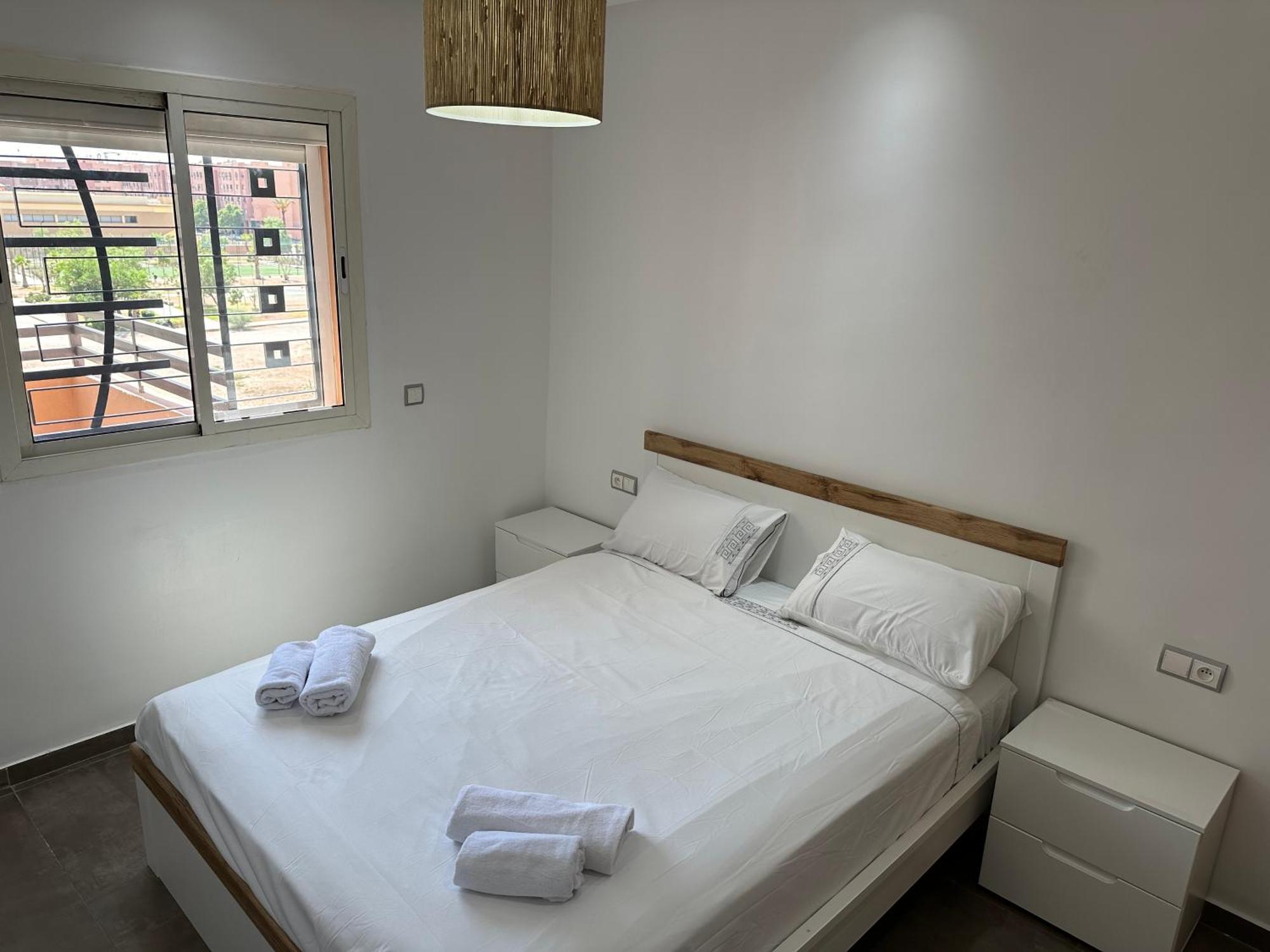 Gorgeous Newly Renovated Apt- Near Restaurant And Shopping Center Appartement *