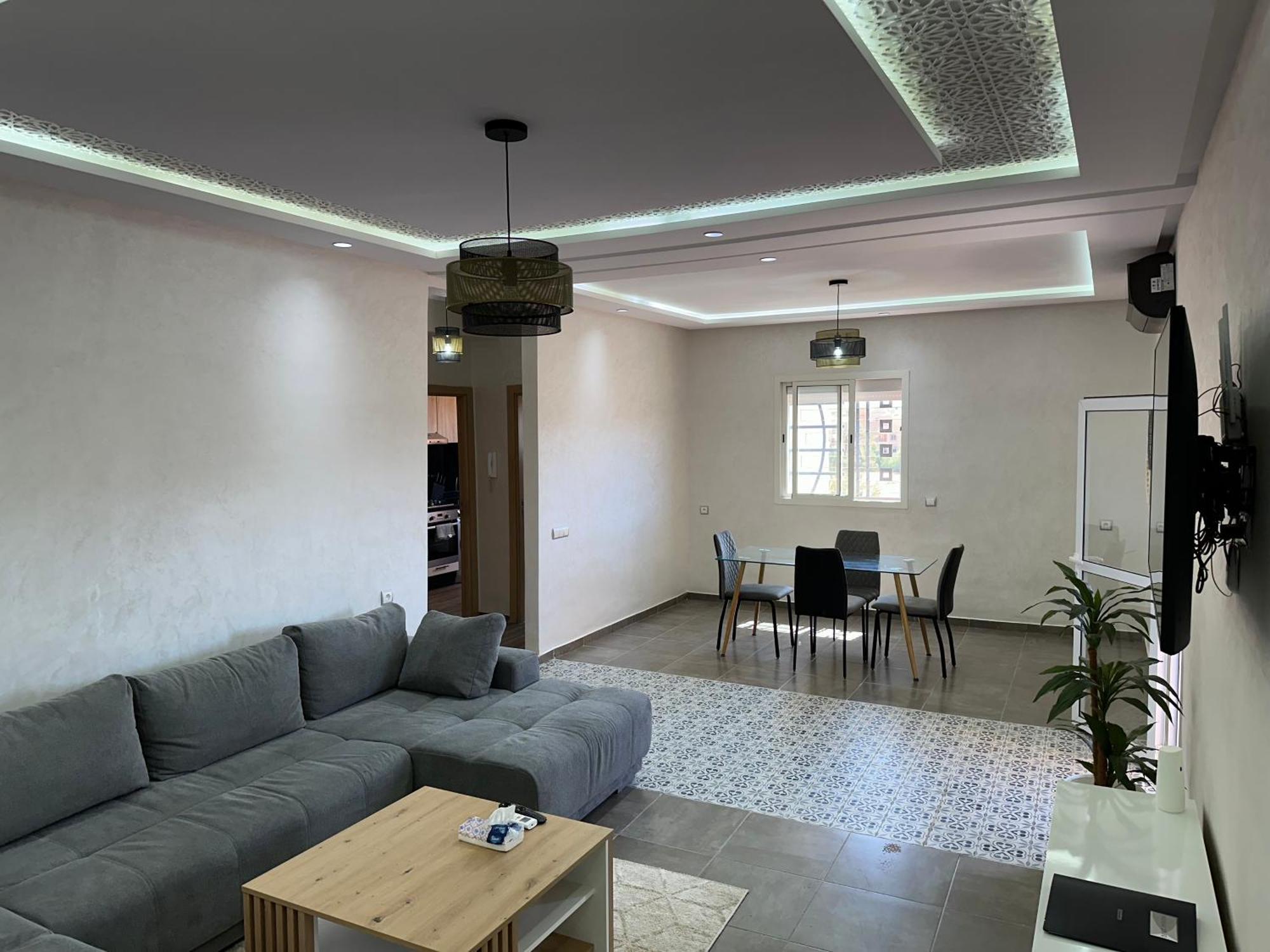 Gorgeous Newly Renovated Apt- Near Restaurant And Shopping Center Appartement Marrakesh