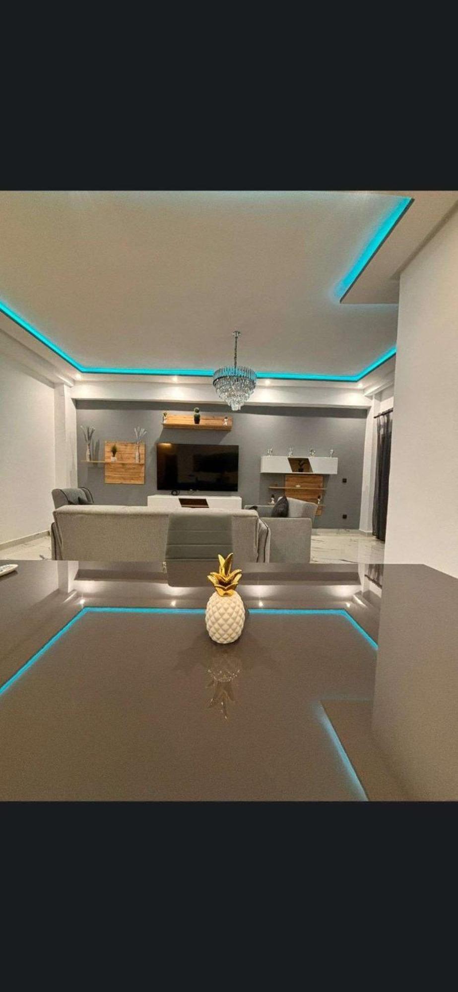 Apparemment Chic Apartment *