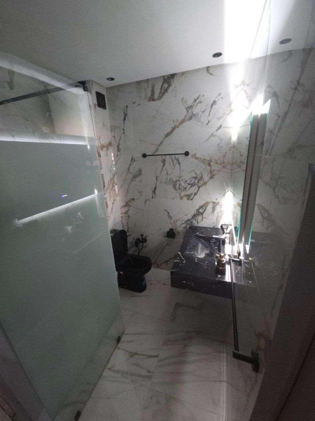 Apparemment Chic Apartment *