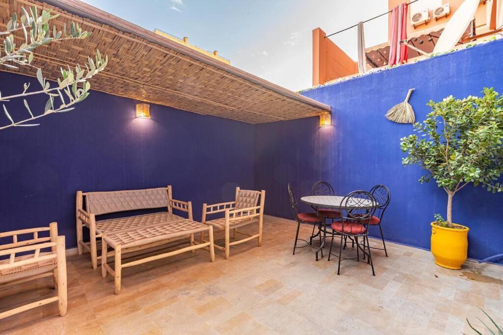 Appartement Avec Terrasse Et Piscine *