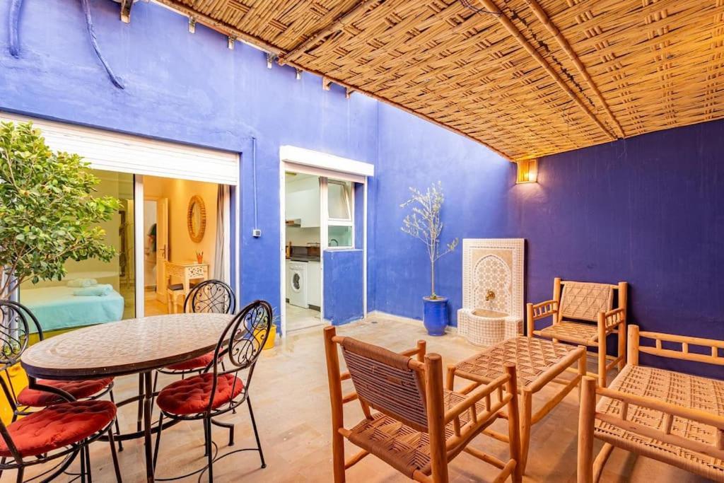Avec Terrasse Et Piscine Appartement