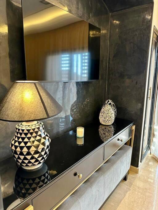 Centre Zara 2br Appartement