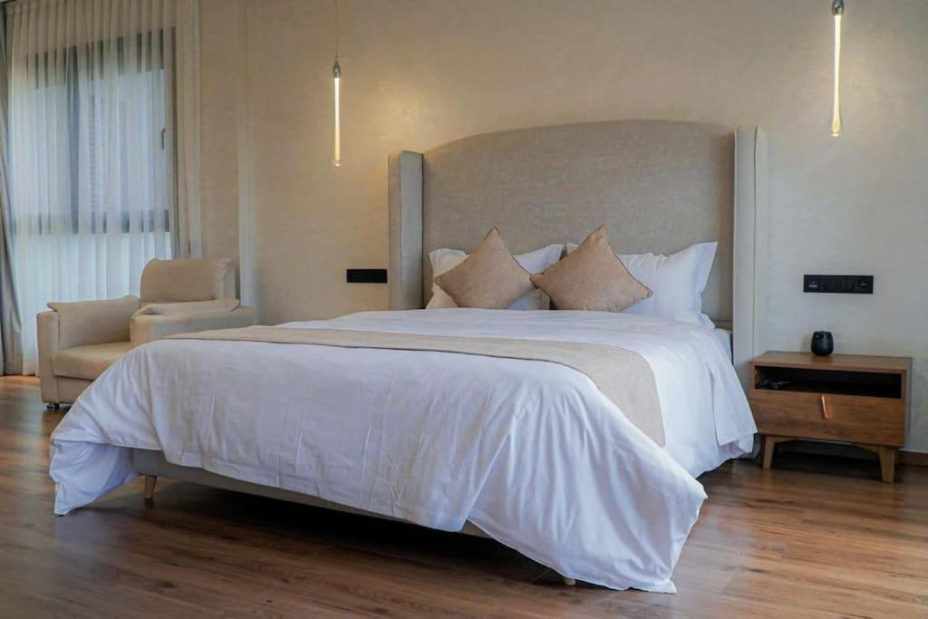Villa De Luxe Avec Piscine A Argan Golf *