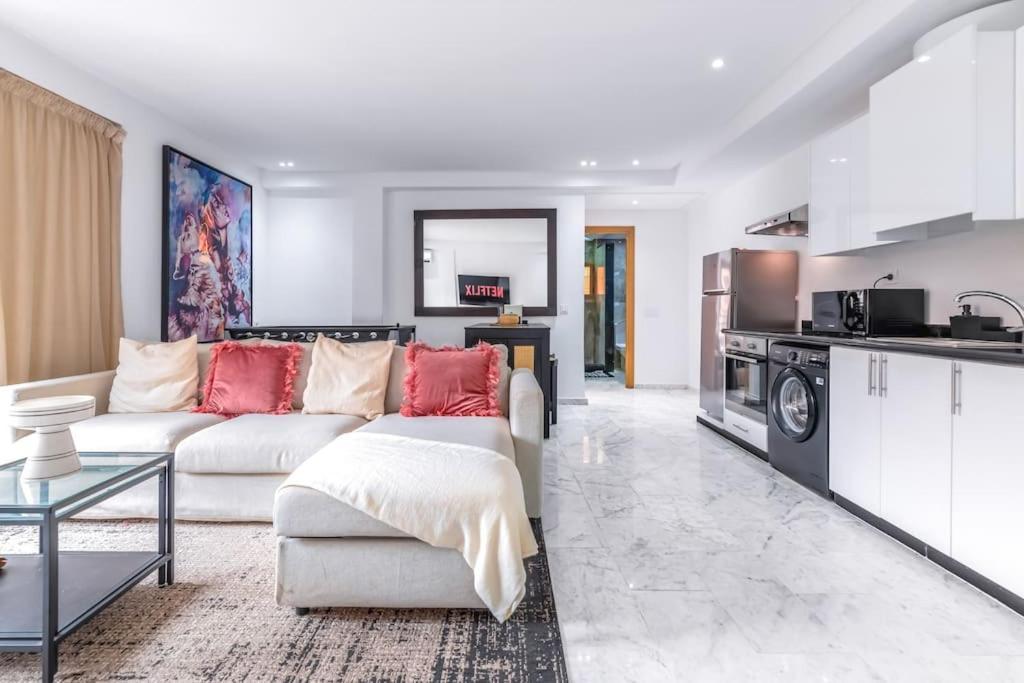 Fun-filled Luxury Center Appartement *