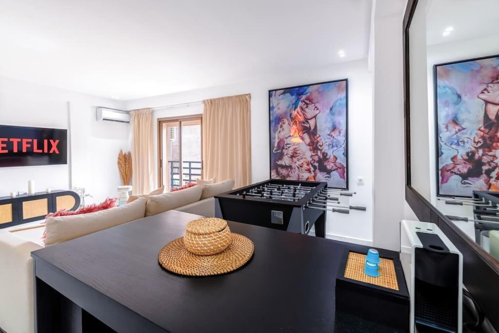 Fun-filled Luxury Center Appartement