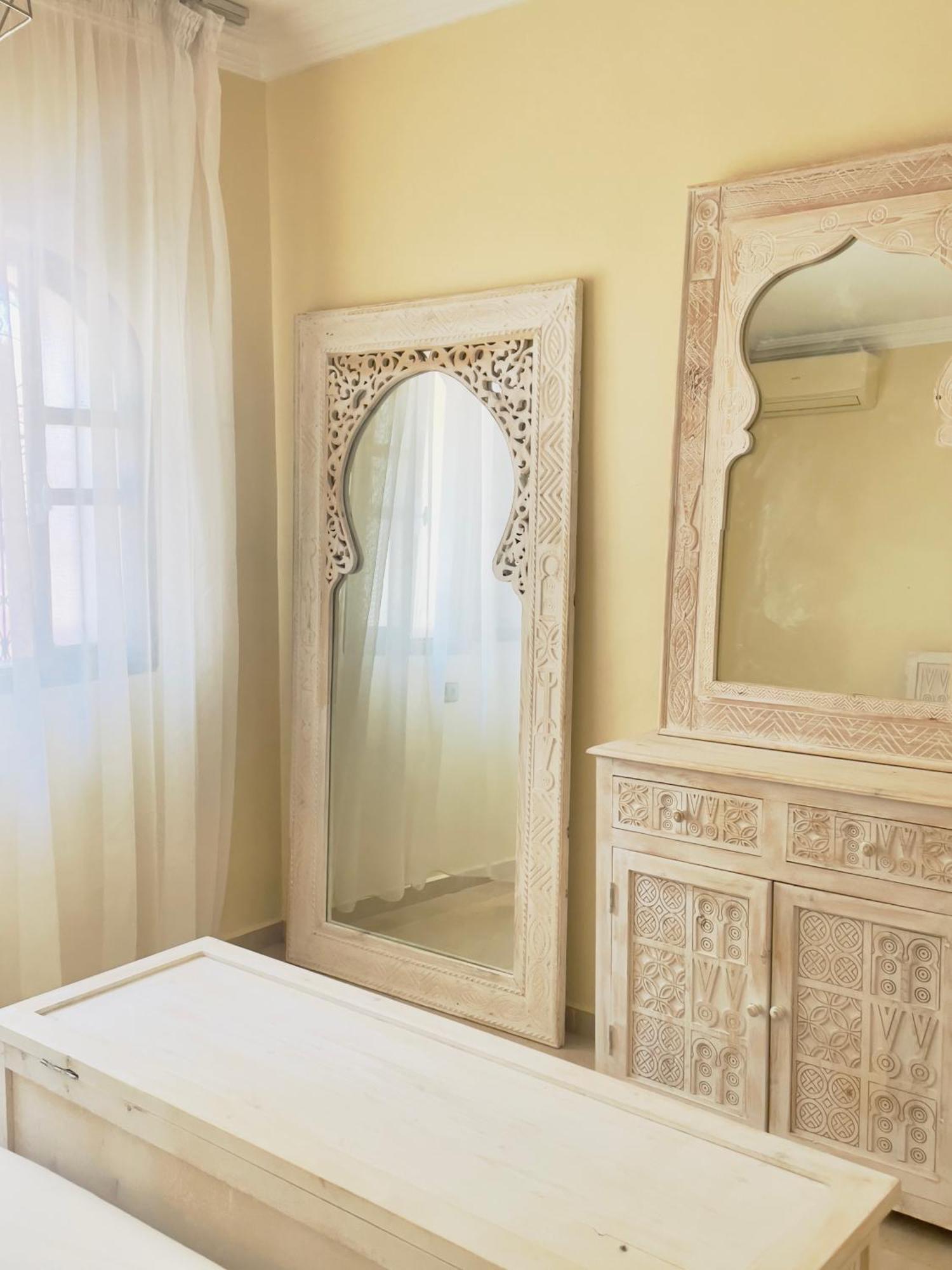Oasis Rouge Sable Marrakesh
