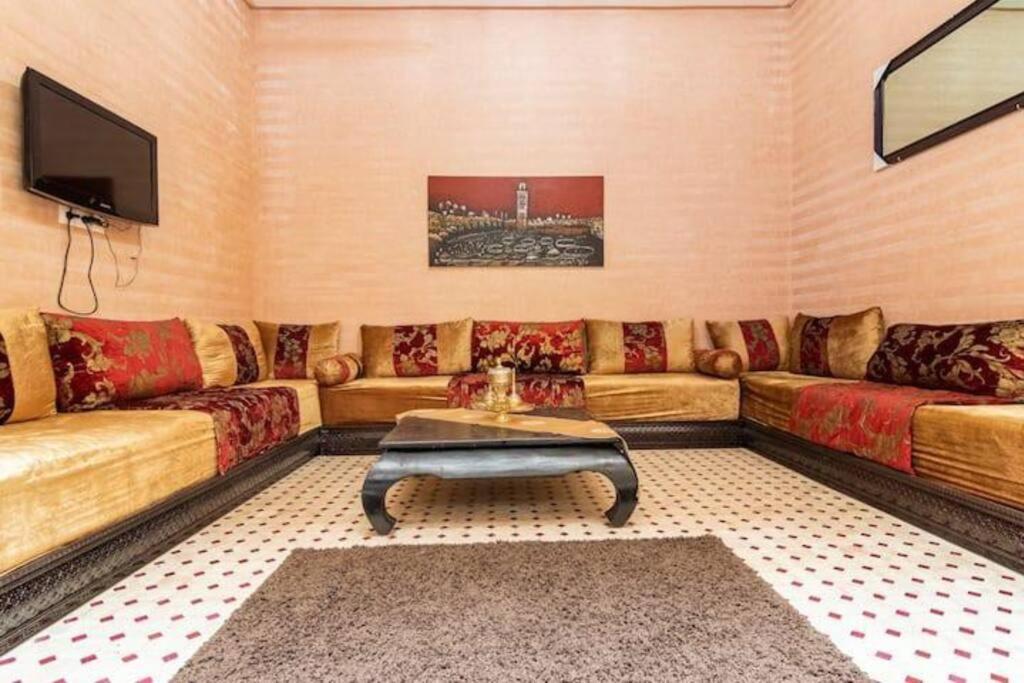 Al Qaria Assiyahia Fadil 44 Hébergement de vacances *