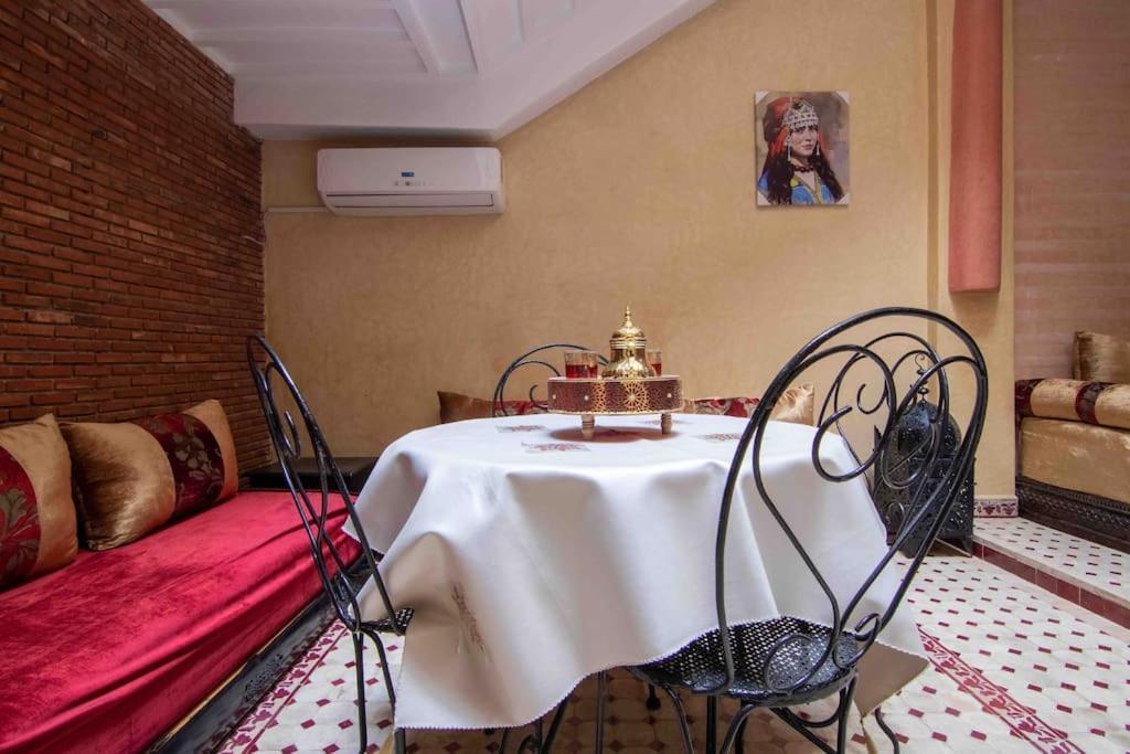 Hébergement de vacances Al Qaria Assiyahia Fadil 44 *