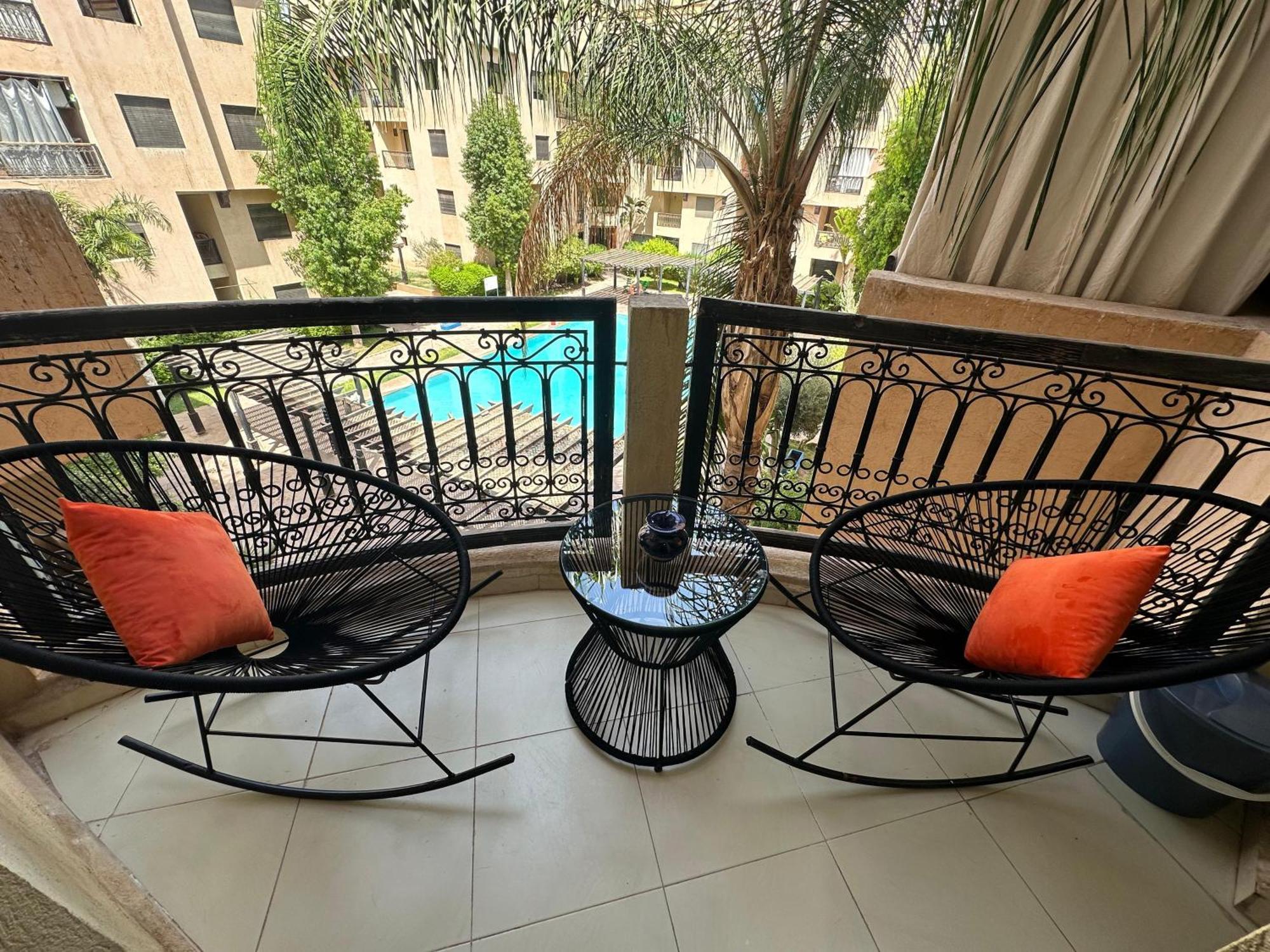 Appartement T2 Vu Sur Piscine *