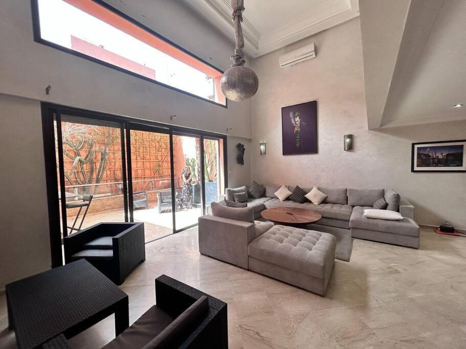 Duplex Standing * Marrakesh