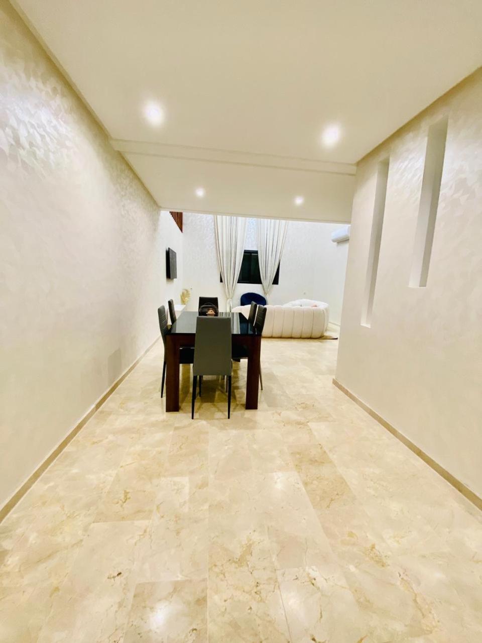 Cozy A Gueliz Juste Les Familles Appartement