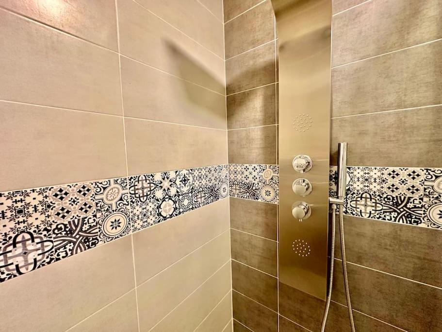 Triplex Spacieux Et Familial Avec Vue Panoramique *