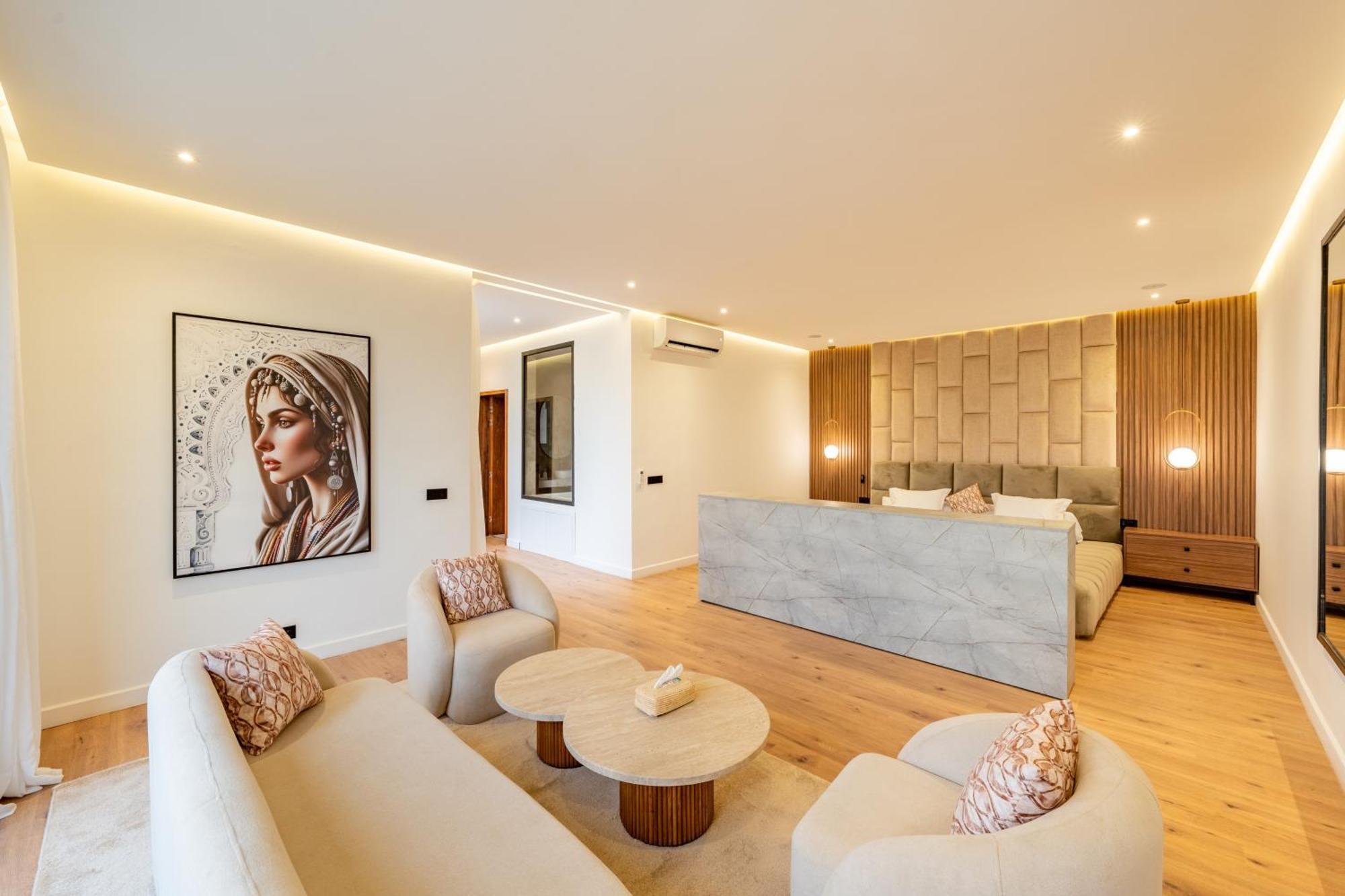 Piscine, Salle De Sport Et Confort Moderne *