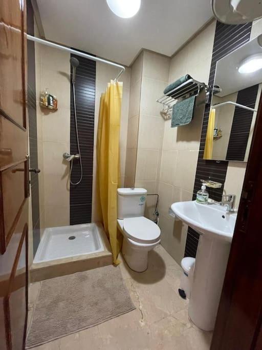 Stylish & Comfy Gem 5 Star Location Balcony Appartement *
