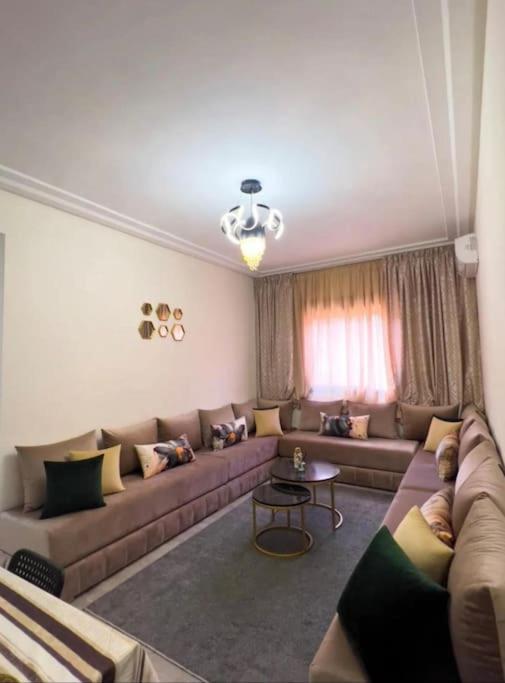 Proche Gueliz T3 Piscine Parking Wifi Appartement *