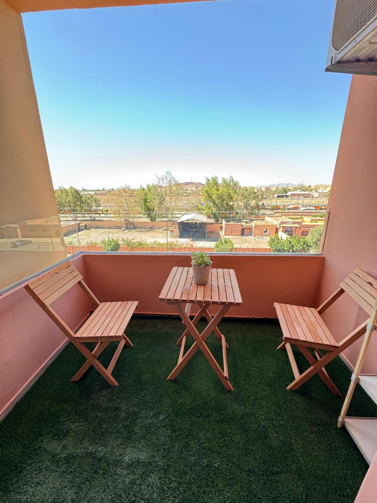 Au Centre Gueliz Avec Piscine Appartement Marrakesh