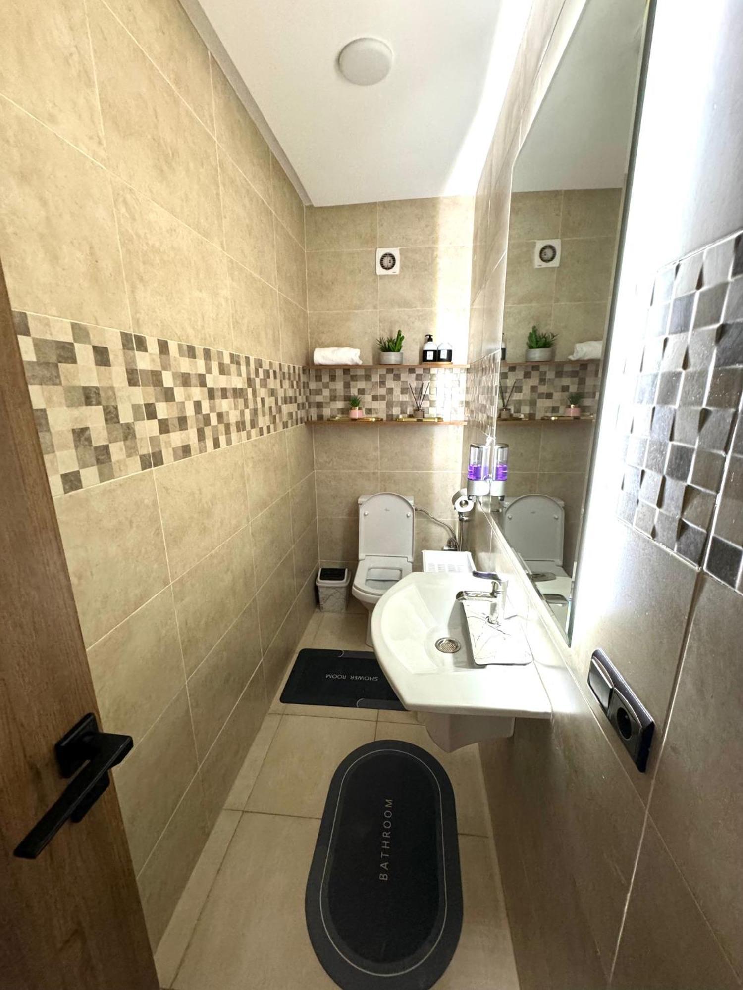 Au Centre Gueliz Avec Piscine Appartement