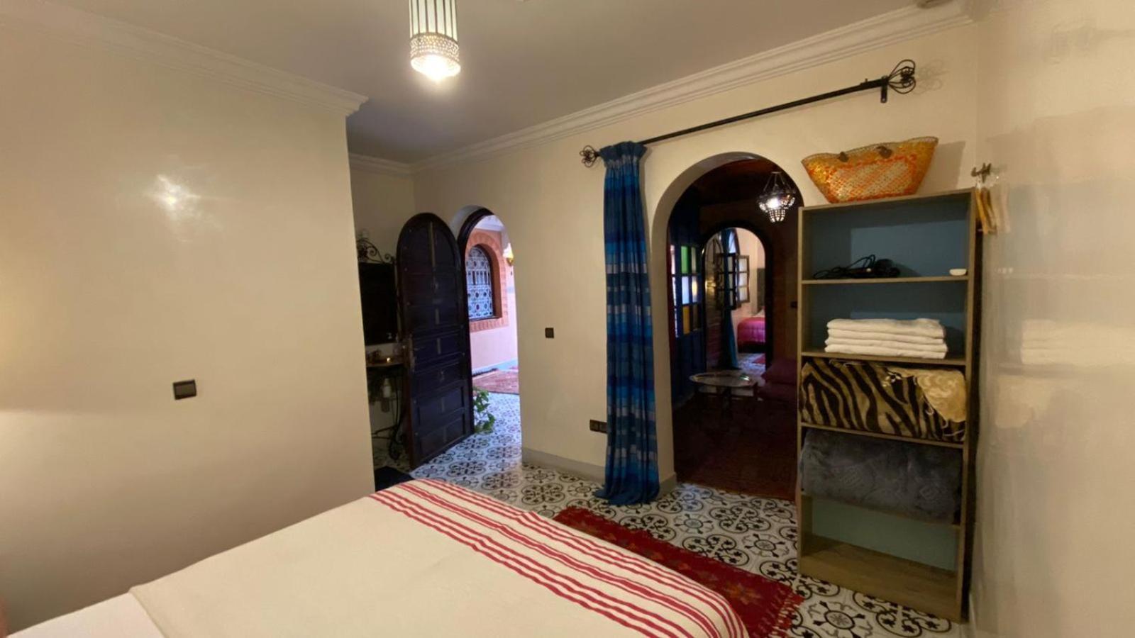 Bed & Breakfast Konouz