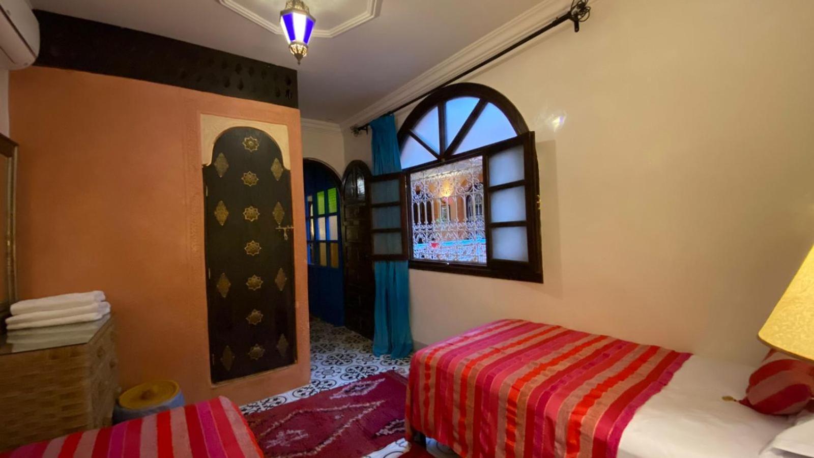 Konouz Bed & Breakfast 3*