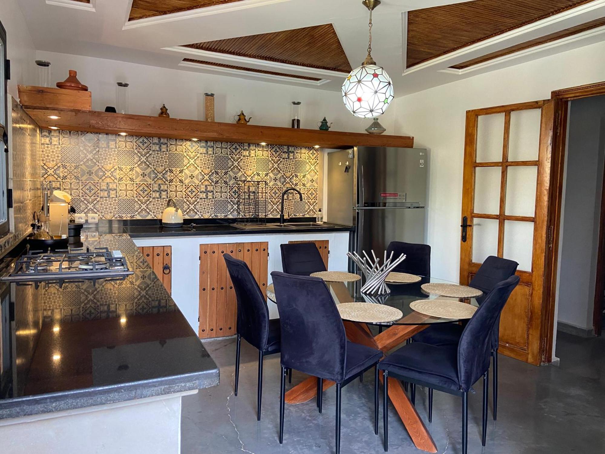 Scil De Luxe, Piscine Chauffee, 3 Suites, Hamam, Jacuzzi Exterieur, Salle De Sport, Vue Sur L'atlas, Parkings Prive, Pas De Vis A Vis ! * Marrakesh