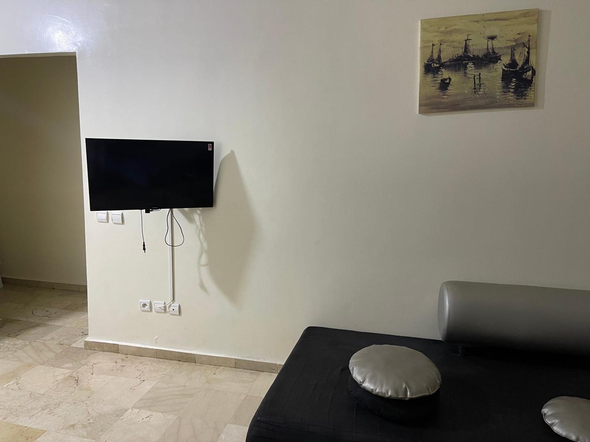 10 1er Etage. Pour Famille Apartment *