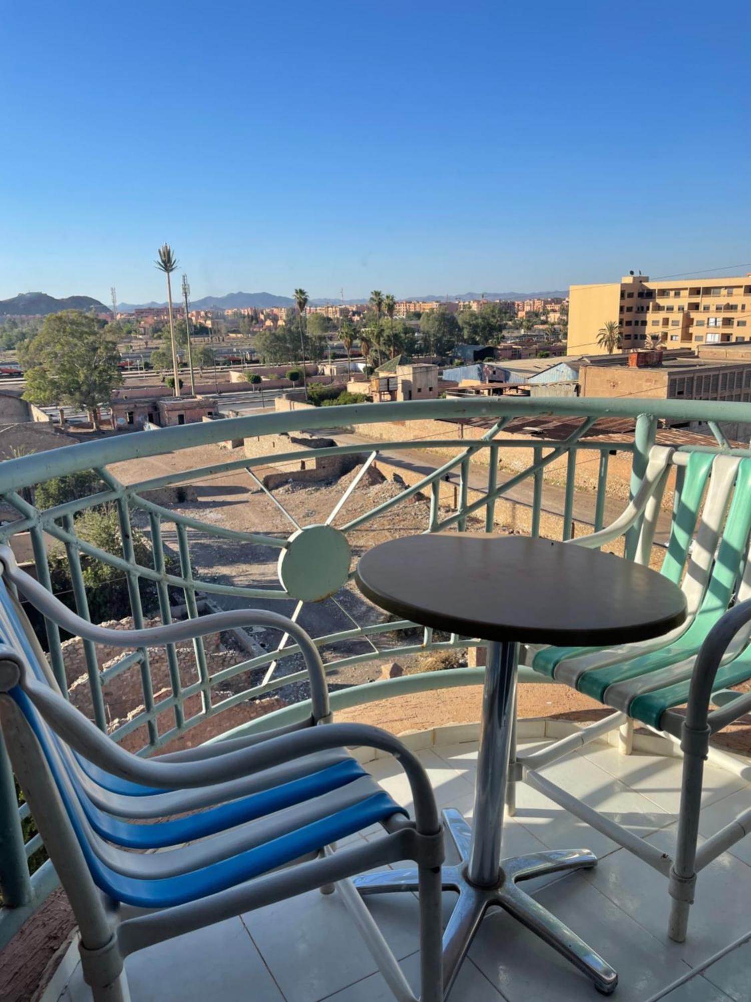 30 Au 5 Eme Etage Avec Balcon Apartamento *