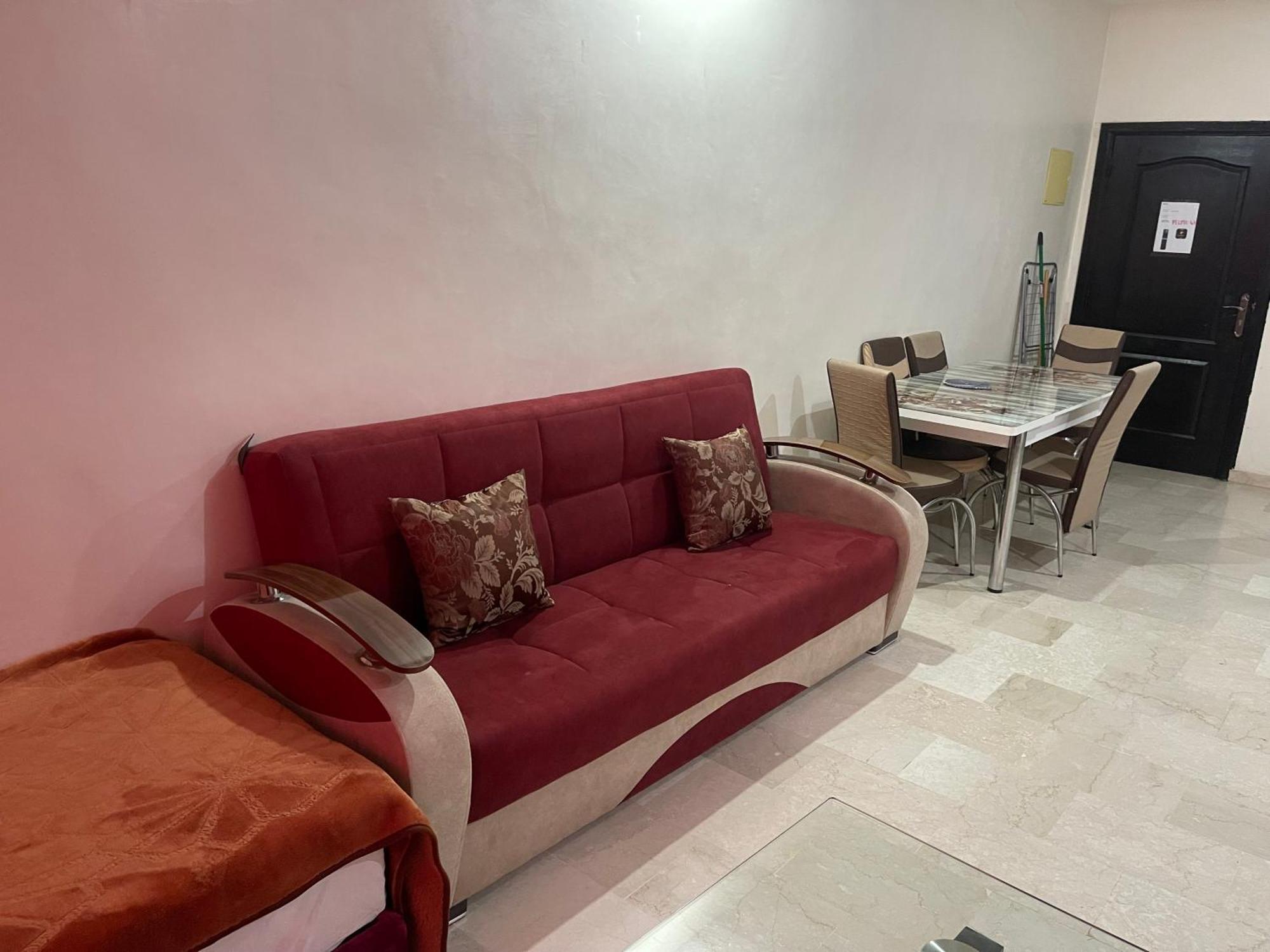 20 3em Etage Avec Balcon Apartment *