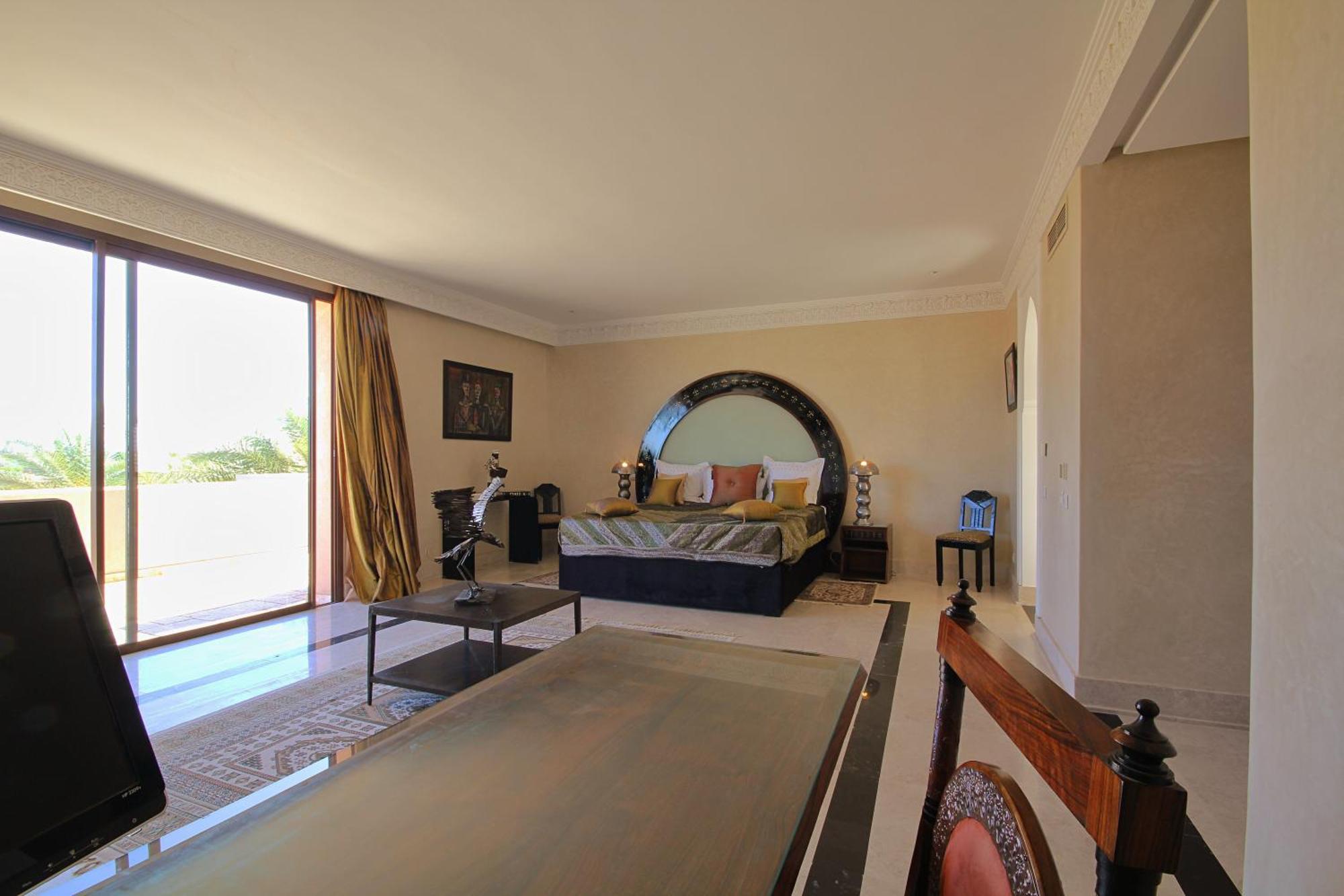 Palais Les Orchidees *