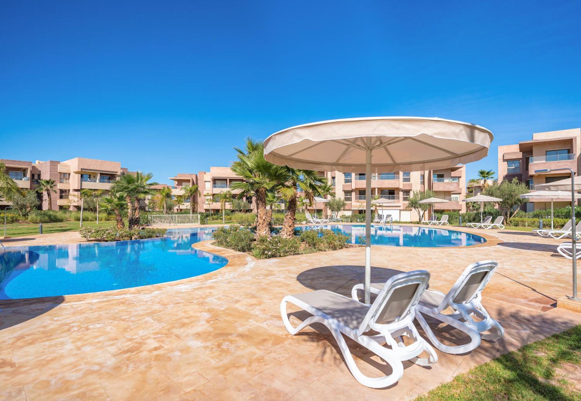 Relax Front Of Pool - Golf- Fiber Optic Appartement