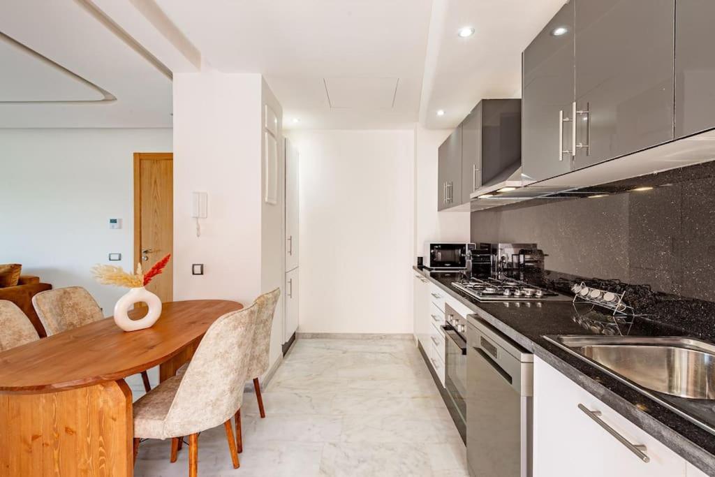 Appartement New! Appt Garden, Piscine & Wifi & Parking *
