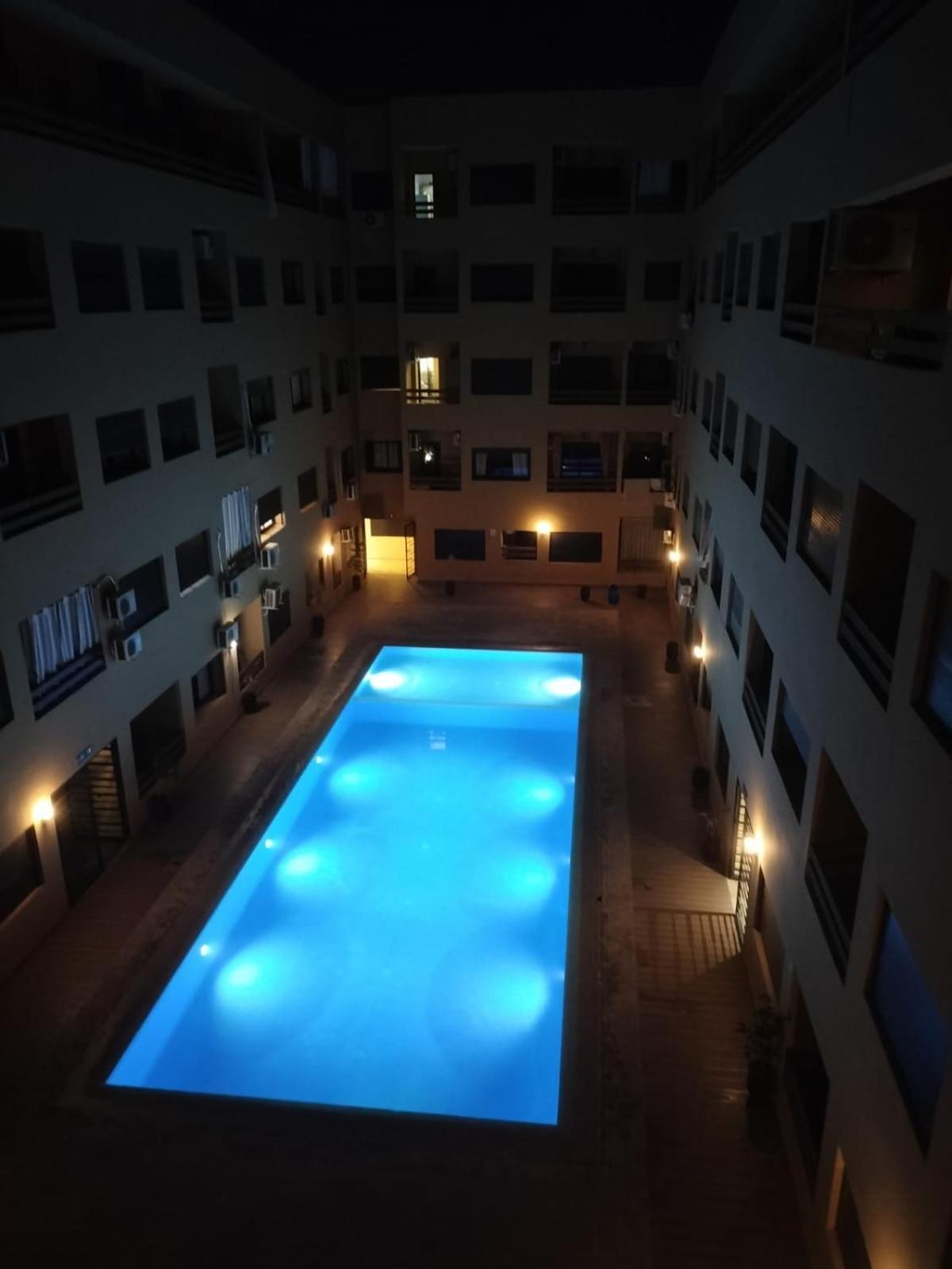 Hiver Nage Apartment *
