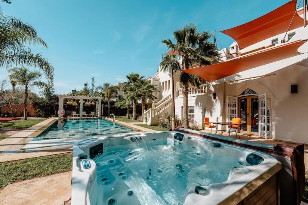 Villa D'oz Pour 12 Personnes Golf Amelkis