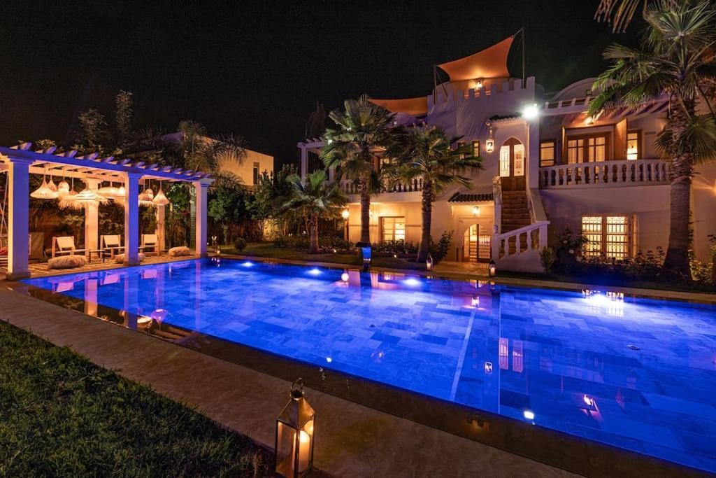 Villa D'oz Pour 12 Personnes Golf Amelkis