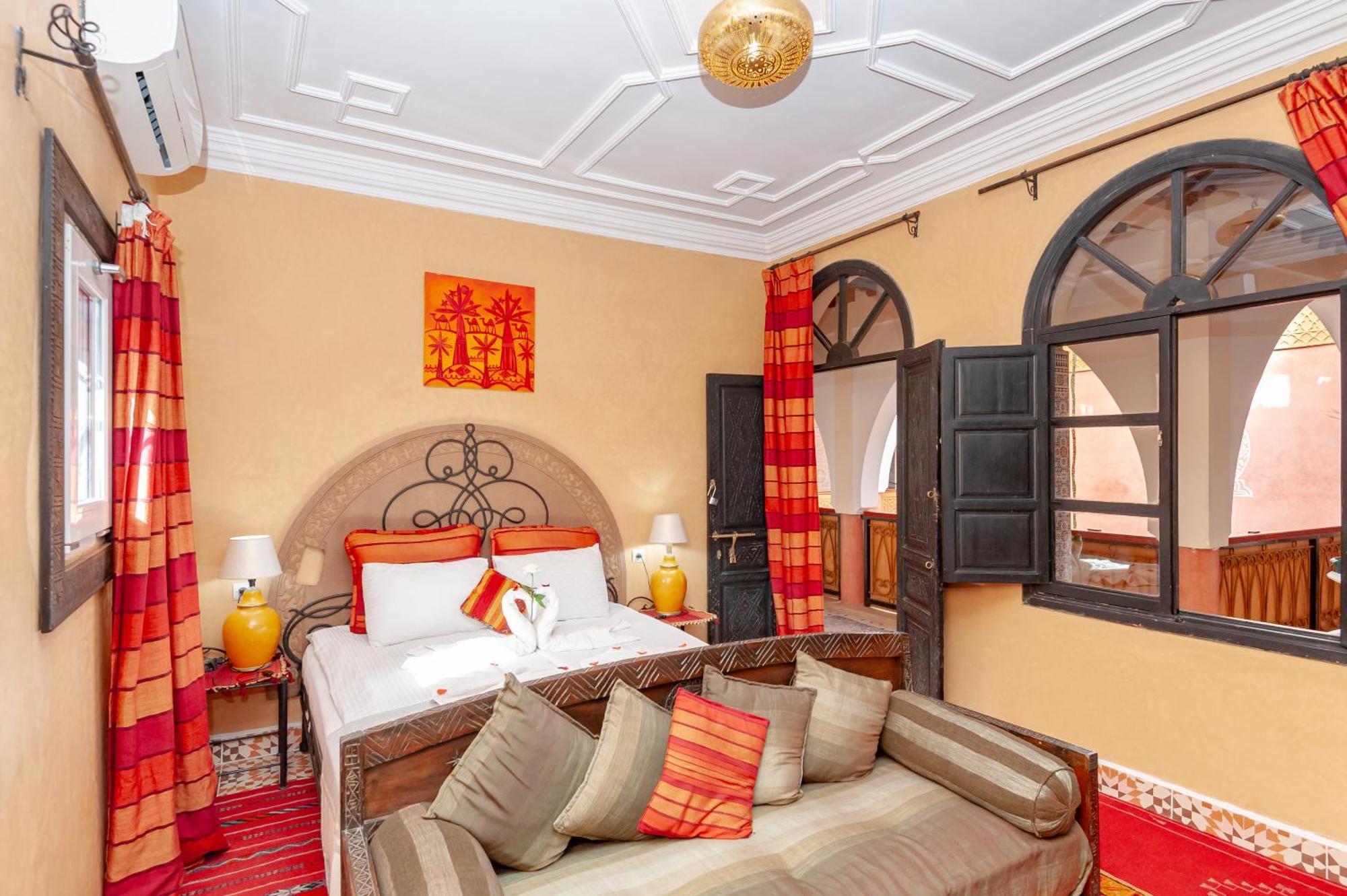 Losra Riad
