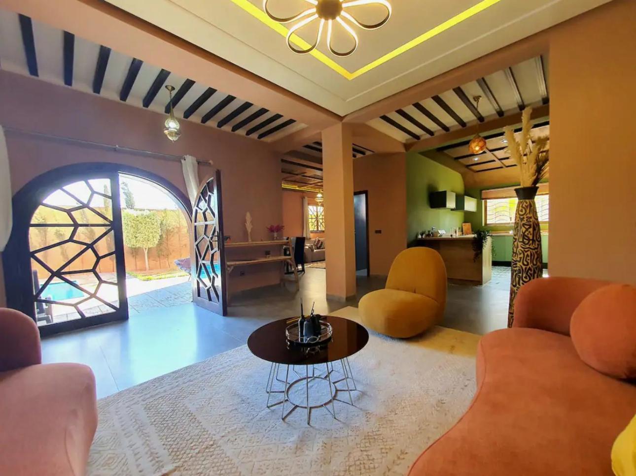 A Marrakech With Warm Pool *