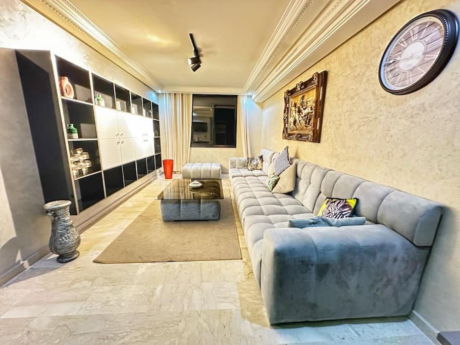 Appartement Stylish & Comfy Haven 5 Stars Location Plaza Views *