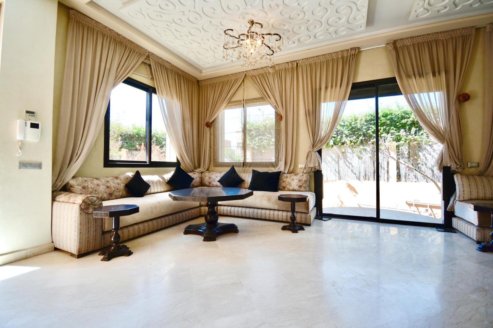 Villa 2 King Suites- Pool,ac & Parking-central Location Marrakesh