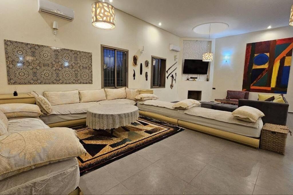 A Marrakech Plain-pied De 500 M Avec Piscine